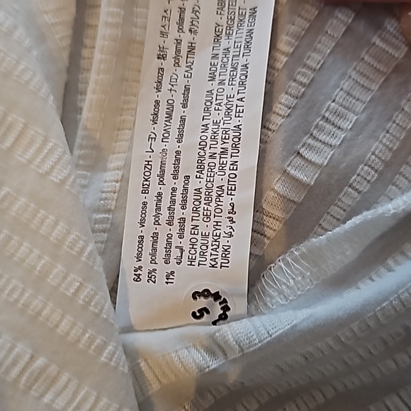 New ZARA Seersucker swimsuit beach cover up small - Picture 4 of 5